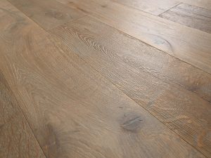 RUSTIC WHITE OAK Engineered Hardwoods